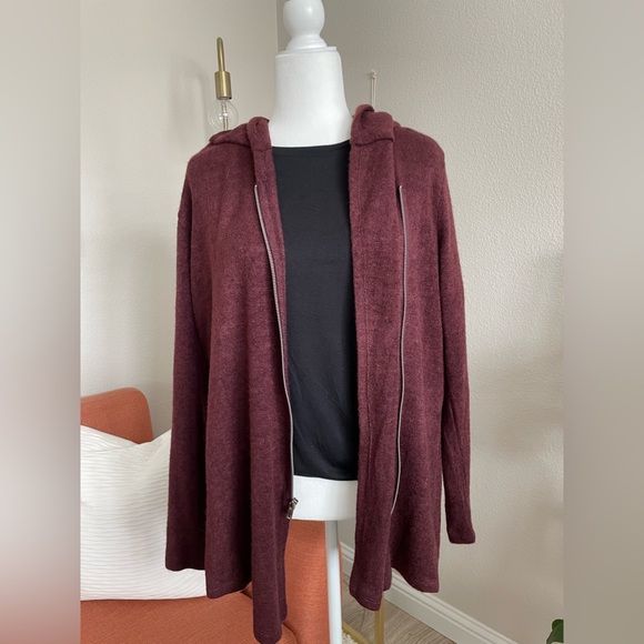 Burgundy zip up cardigan - Picture 3 of 3